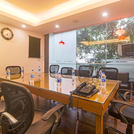 Hotel Sizzling Starr نيودلهي المظهر الخارجي الصورة