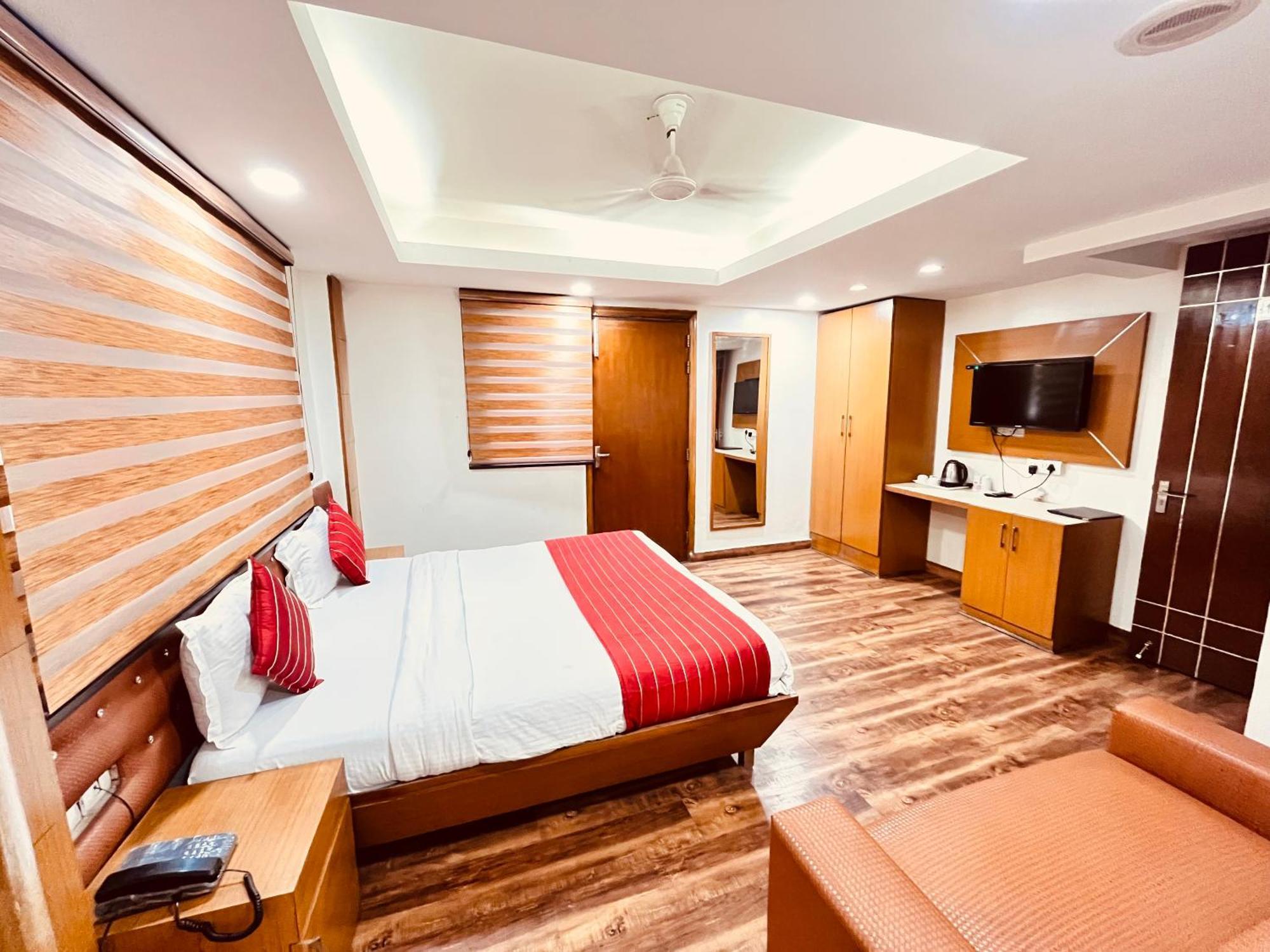Hotel Sizzling Starr نيودلهي المظهر الخارجي الصورة