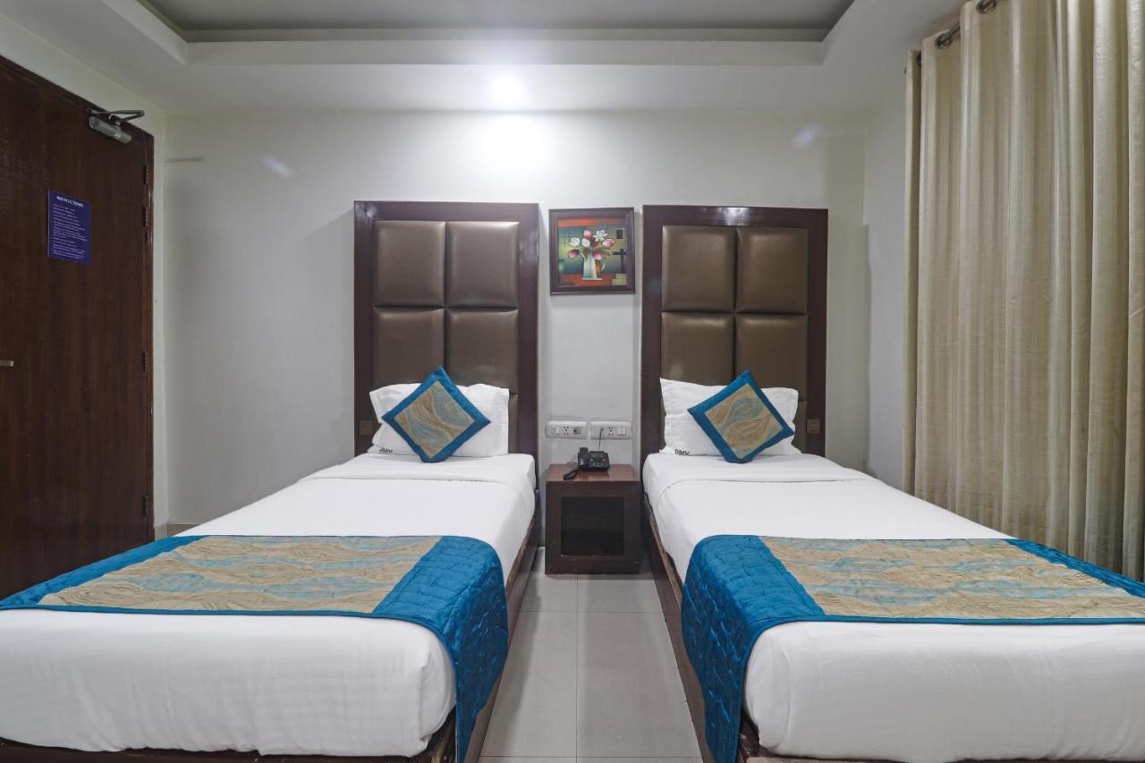 Hotel Sizzling Starr نيودلهي المظهر الخارجي الصورة