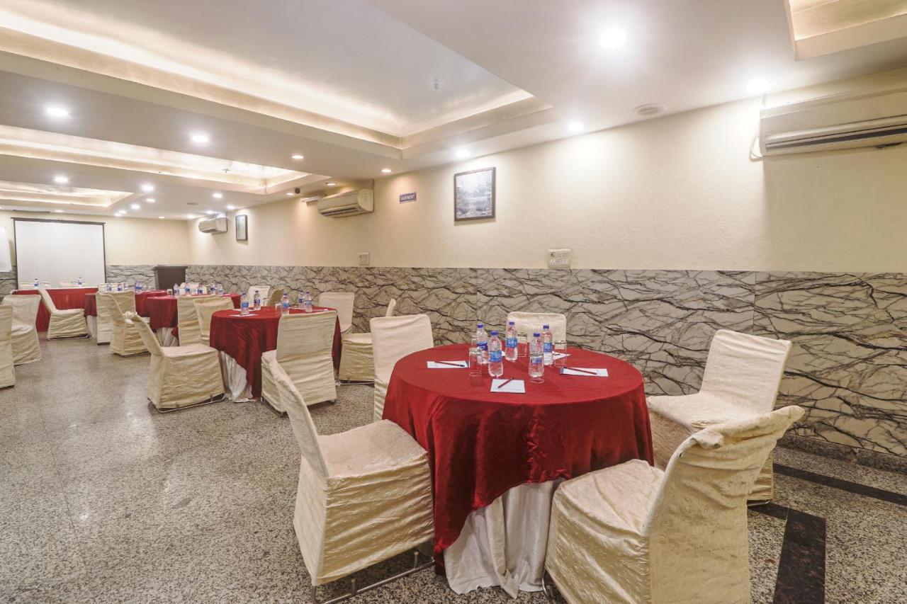 Hotel Sizzling Starr نيودلهي المظهر الخارجي الصورة