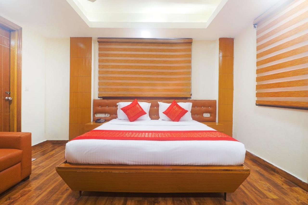 Hotel Sizzling Starr نيودلهي المظهر الخارجي الصورة