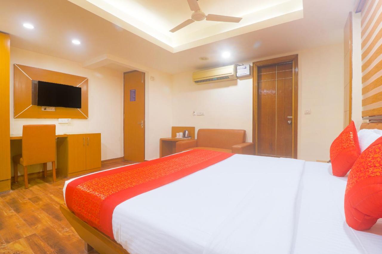 Hotel Sizzling Starr نيودلهي المظهر الخارجي الصورة