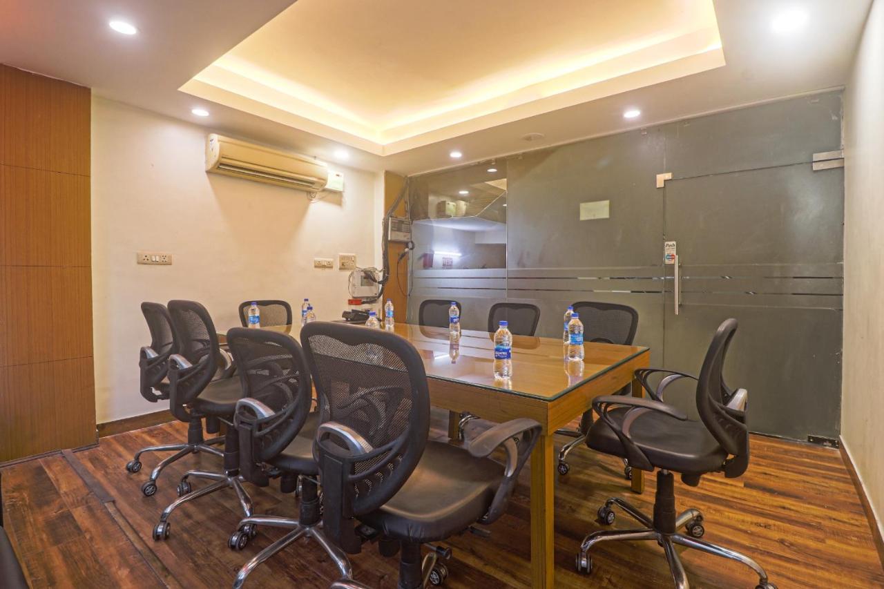 Hotel Sizzling Starr نيودلهي المظهر الخارجي الصورة