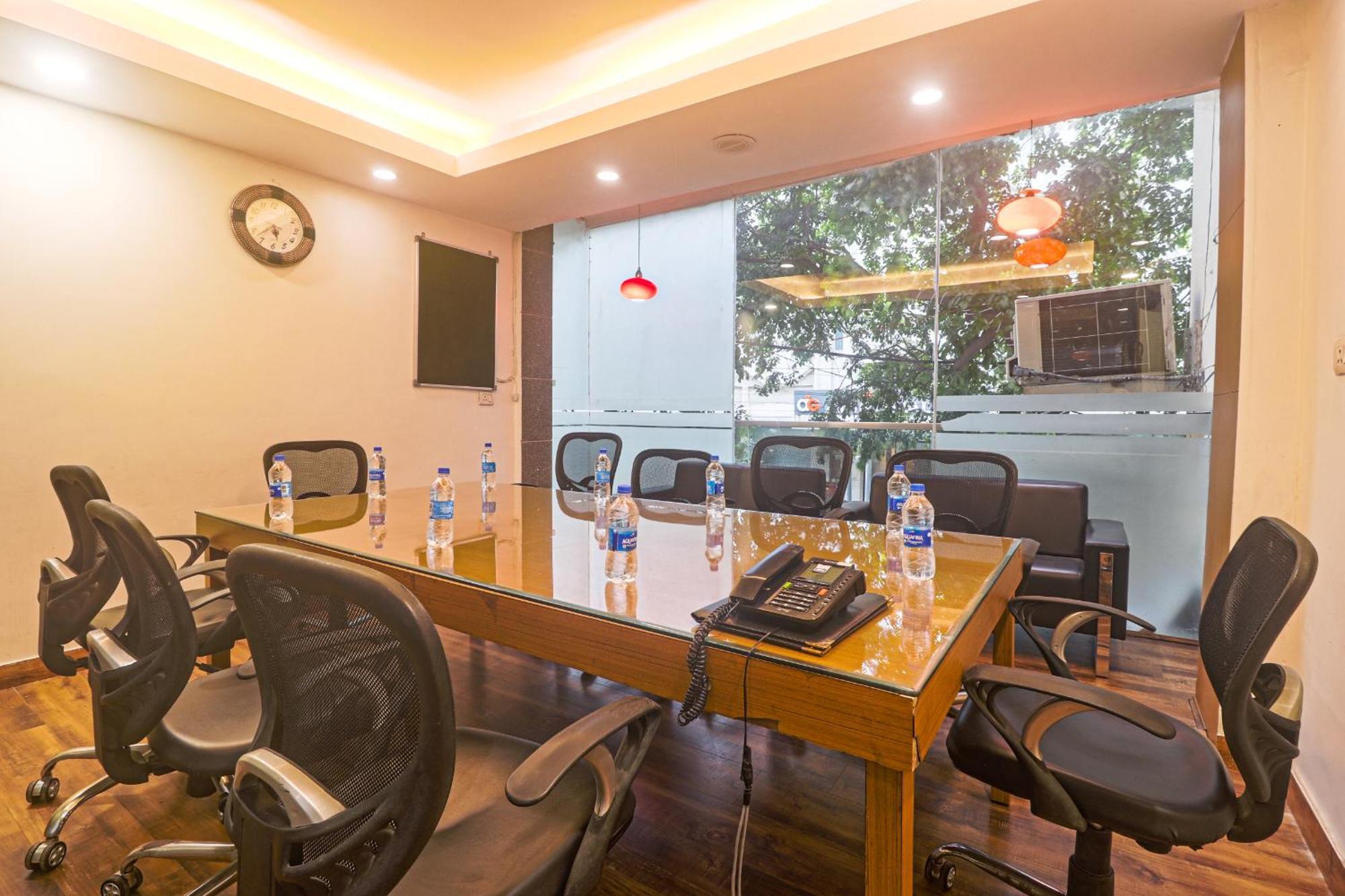 Hotel Sizzling Starr نيودلهي المظهر الخارجي الصورة